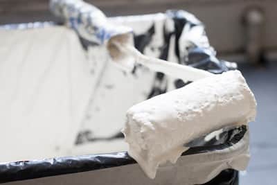 pimlico-painters-paint-tray-&-roller1