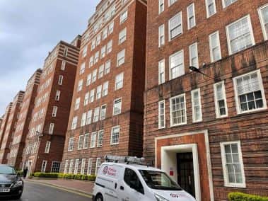 Dolphin-Square,-Central-London-Repair-&-Paint-100s-Wooden-Sash-Windows
